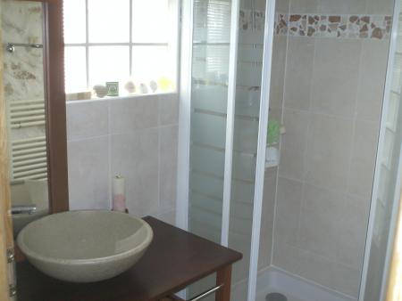 Salle de bain-chambre d'hôtes